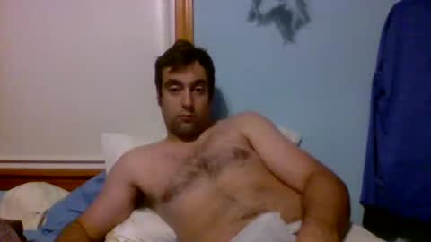 Snapshot of hornemike127 chatting on 10/23/25, 02:22 hornemike127 online show from 10/23/25, 02:22