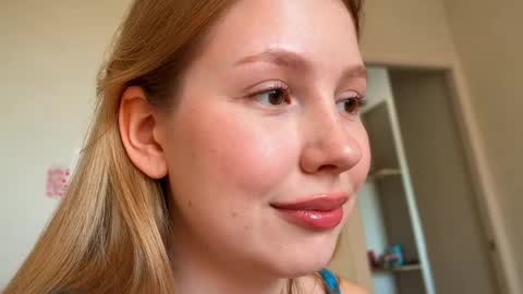 Audrey online show from 06/05/26, 02:29