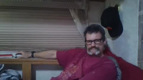 joey online show from 05/05/26, 03:14