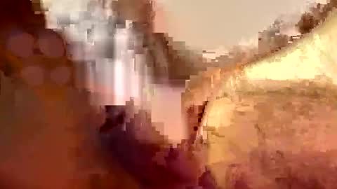 Snapshot of hornieecum chatting on 01/12/25, 11:28 hornieecum online show from 01/12/25, 11:28