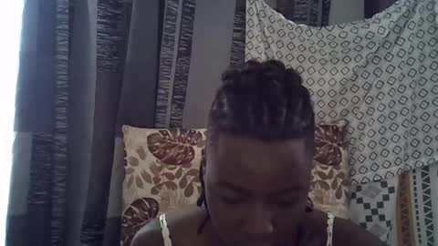 Leila online show from 02/20/26, 09:10