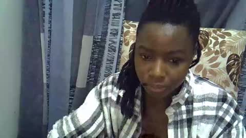 Snapshot of horny_baddie18 chatting on 03/26/26, 06:13 Leila online show from 03/26/26, 06:13