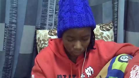 Leila online show from 04/30/26, 05:52