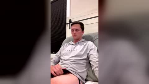 horny_dad_33 online show from 07/03/26, 02:29