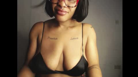 horny_ebonygirl_ online show from 04/17/26, 05:43