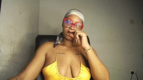 horny_ebonygirl_ online show from 05/25/26, 05:24