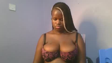 phanice online show from 03/03/25, 05:18