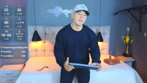 horny_nick18 online show from 10/11/25, 12:26