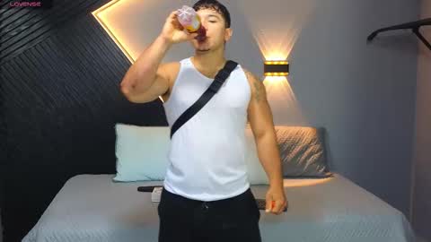 horny_nick18 online show from 02/12/26, 12:55