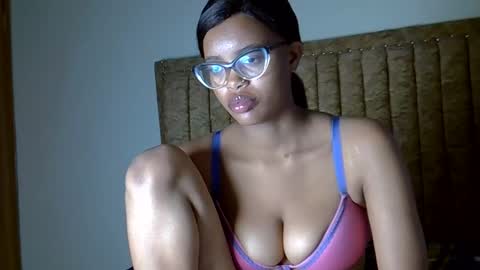 horny_sexy_baby online show from 12/01/25, 11:21