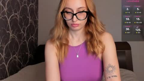 Lia online show from 06/08/26, 01:50