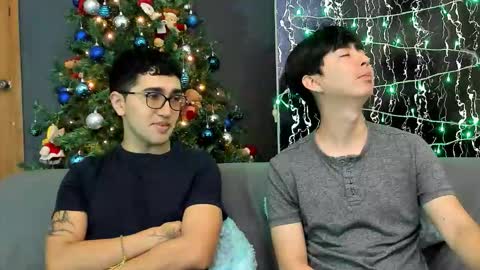 Alex and Camilo online show from 12/17/25, 03:07