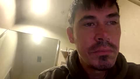 Justin 7 inches online show from 05/25/26, 04:02