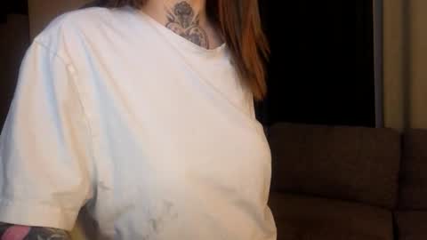 hornycouple0102 online show from 04/07/26, 04:57