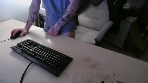 hornyfitboy24 online show from 05/17/26, 04:21