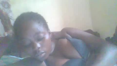 hornygal001 online show from 02/05/25, 06:13