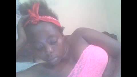 hornygal001 online show from 02/12/25, 05:15