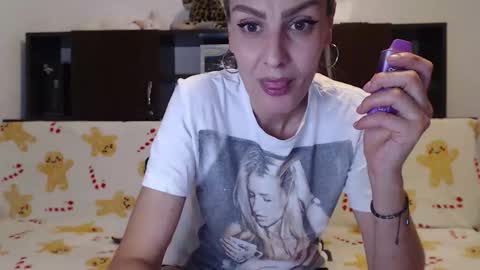 AshlineKatte online show from 10/11/25, 06:50