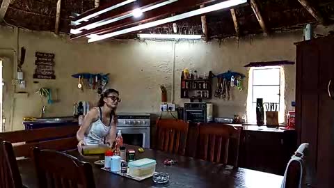 Nix  D online show from 10/01/25, 09:04