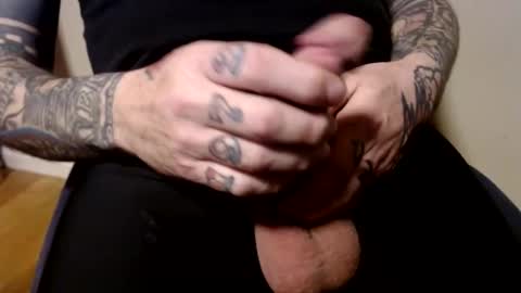 Snapshot of hornyhumpers chatting on 02/11/25, 11:22 Hornyhumper online show from 02/11/25, 11:22