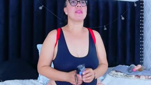 Natasha  online show from 01/10/26, 07:04