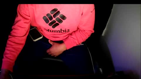 hornylightskin1999 online show from 06/07/26, 09:24