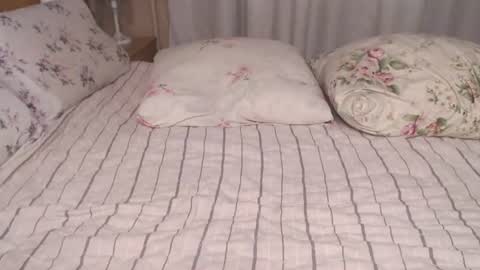 Snapshot of hornylland chatting on 06/29/26, 10:15 Nikki online show from 06/29/26, 10:15