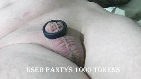 Snapshot of hornymilf39 chatting on 09/20/25, 11:28 HawkTuah online show from 09/20/25, 11:28