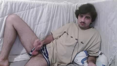 Snapshot of hornymorni chatting on 10/12/25, 11:37 fergus online show from 10/12/25, 11:37