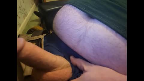 Snapshot of hornynpa chatting on 10/17/25, 12:25 Say hi if horny online show from 10/17/25, 12:25