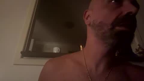 Snapshot of hornyonelooking1 chatting on 02/26/25, 11:52 hornyonelooking1 online show from 02/26/25, 11:52