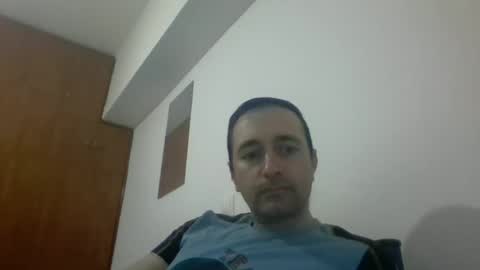 Snapshot of hornysnake69 chatting on 02/11/25, 07:33 hornysnake69 online show from 02/11/25, 07:33