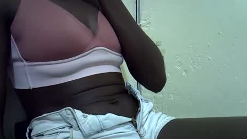 Snapshot of hornysoul02 chatting on 02/19/26, 07:37 hornysoul02 online show from 02/19/26, 07:37