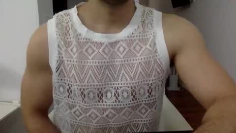 Snapshot of hornyspaniard93 chatting on 05/10/26, 03:39 hornyspaniard93 online show from 05/10/26, 03:39
