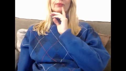 Snapshot of hornyssima chatting on 02/03/26, 02:22 Hornyssima online show from 02/03/26, 02:22