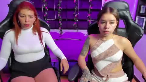 Snapshot of hornyy_mom chatting on 02/01/25, 11:54 hornyy mom online show from 02/01/25, 11:54