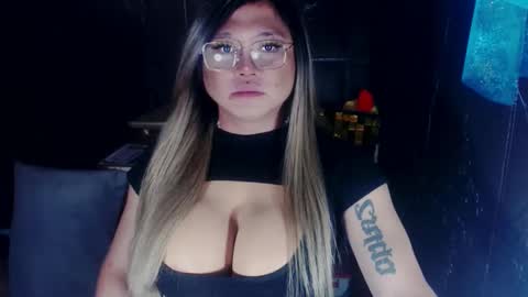 YOUR MAJESTY LUCY PEARL online show from 02/27/25, 03:47