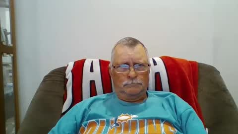 hot4tightholes online show from 04/17/26, 12:30