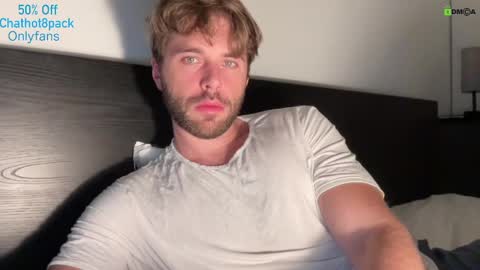 Edward aka Wolf online show from 10/17/25, 10:23