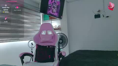 VALENTINA online show from 05/19/26, 08:26