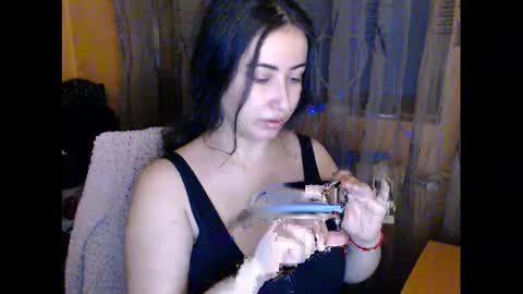 Snapshot of hot_big_ass chatting on 03/01/25, 10:21 v online show from 03/01/25, 10:21