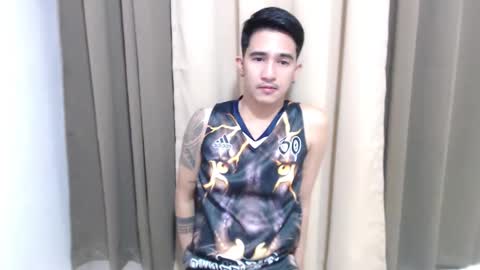 Snapshot of hot_boy2088 chatting on 09/16/25, 03:02 Mike online show from 09/16/25, 03:02