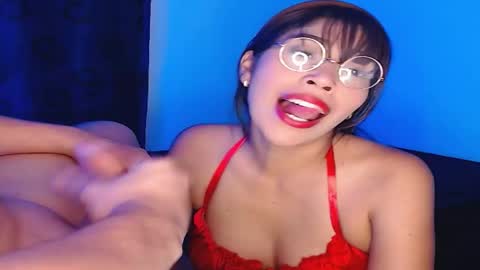 hot_boy_2027 online show from 04/18/26, 07:58