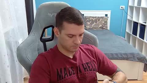 hot_cap_77 online show from 12/05/25, 06:04