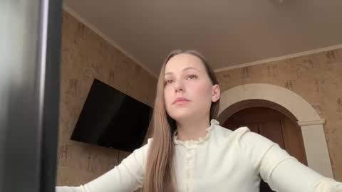 hot_chance_ online show from 03/18/26, 10:07