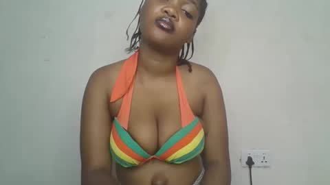 Zarah online show from 03/23/26, 09:24