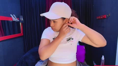 hot chocolate 4u online show from 12/16/24, 11:33