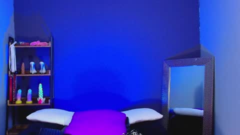 hot chocolate 4u online show from 02/04/25, 03:04