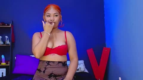 hot chocolate 4u online show from 02/12/25, 06:40