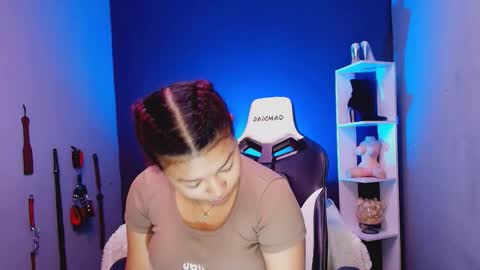 hot chocolate 4u online show from 11/18/25, 12:42